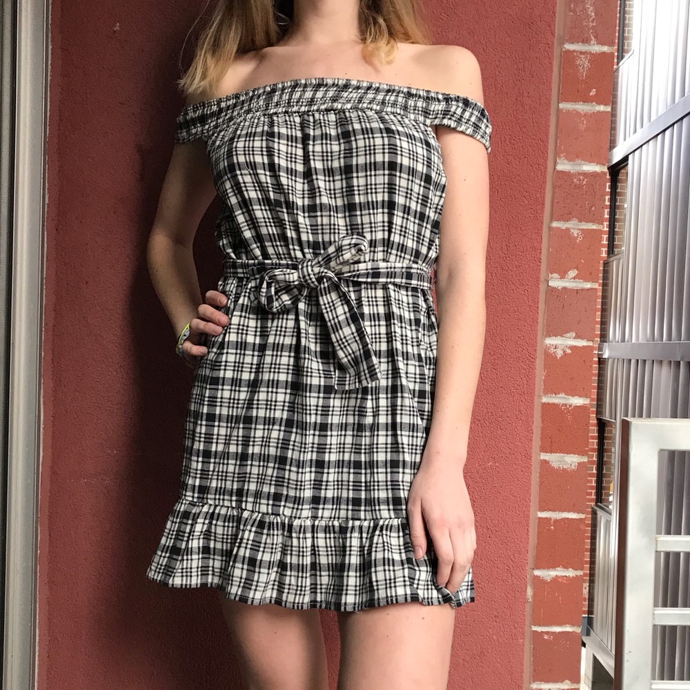 NWT Urban Outfitters Off the Shoulder Dress